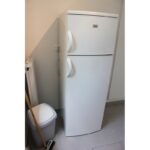 Fridge-freezer 250 or 300 Liters - Image 3