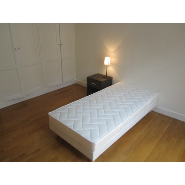 Lit simple 90x190 cm (sommier + matelas) – Image 5