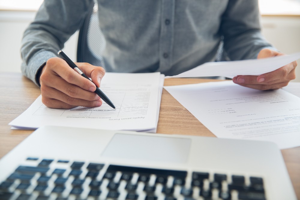 Gérer les formalités administratives lors d’un déménagement à l’étranger